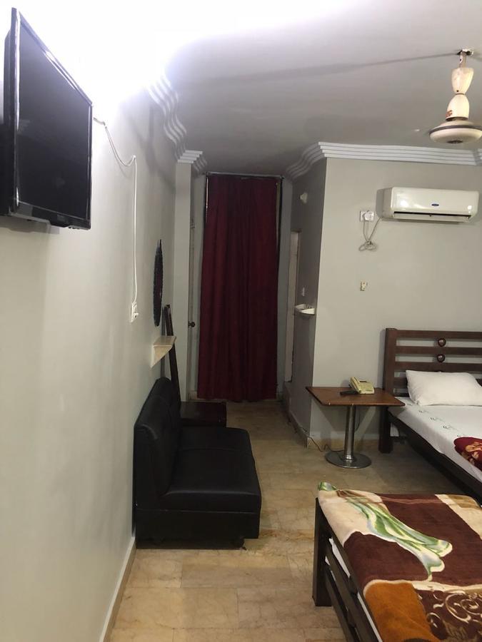 New Hotel Chilton Carachi Exterior foto